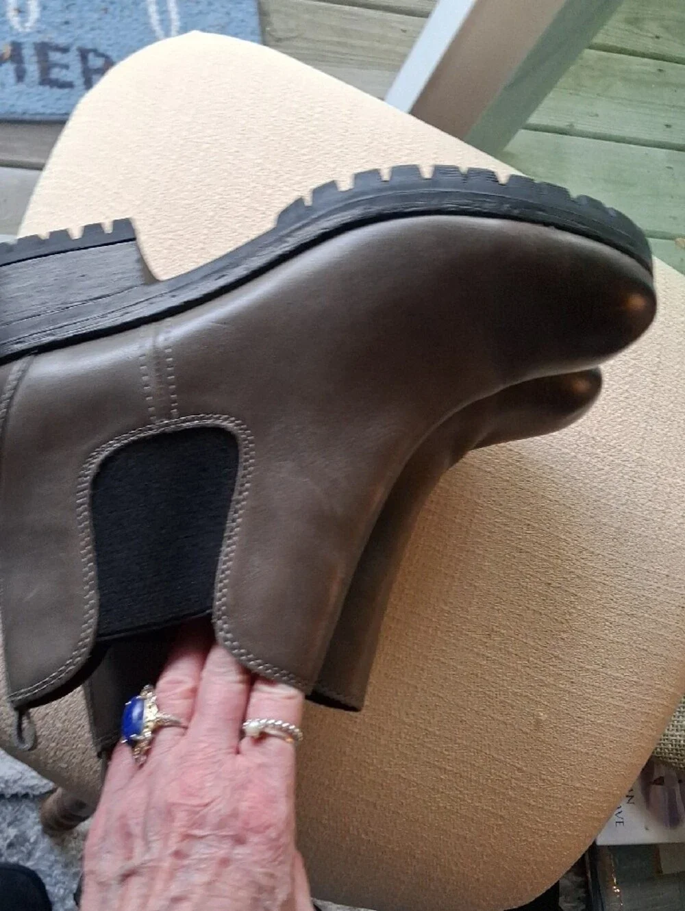 Salvia Slip-On Boots - Classic Casual Style 42